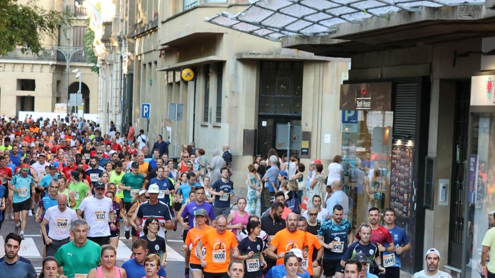 Fotos de La Media San Fermín 2023.