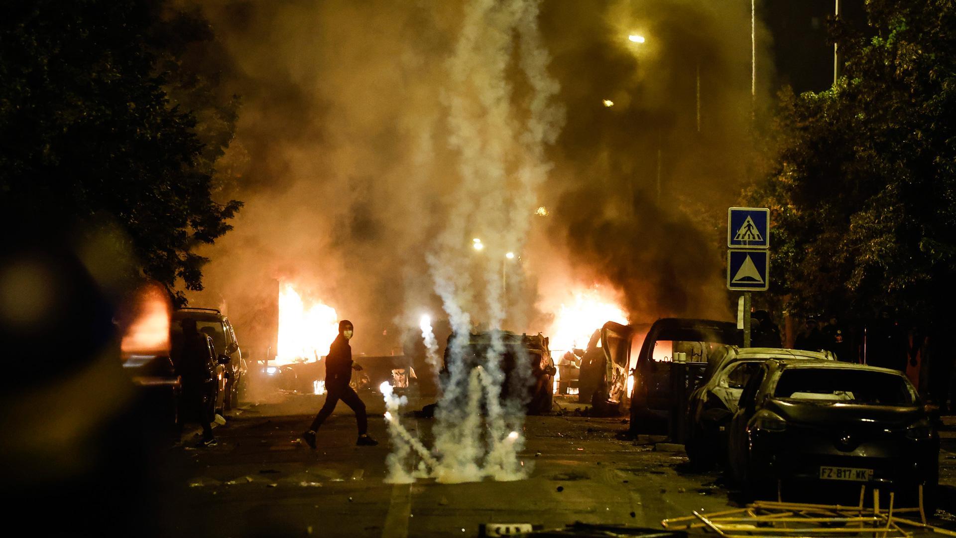 Disturbios en las calles de Nanterre