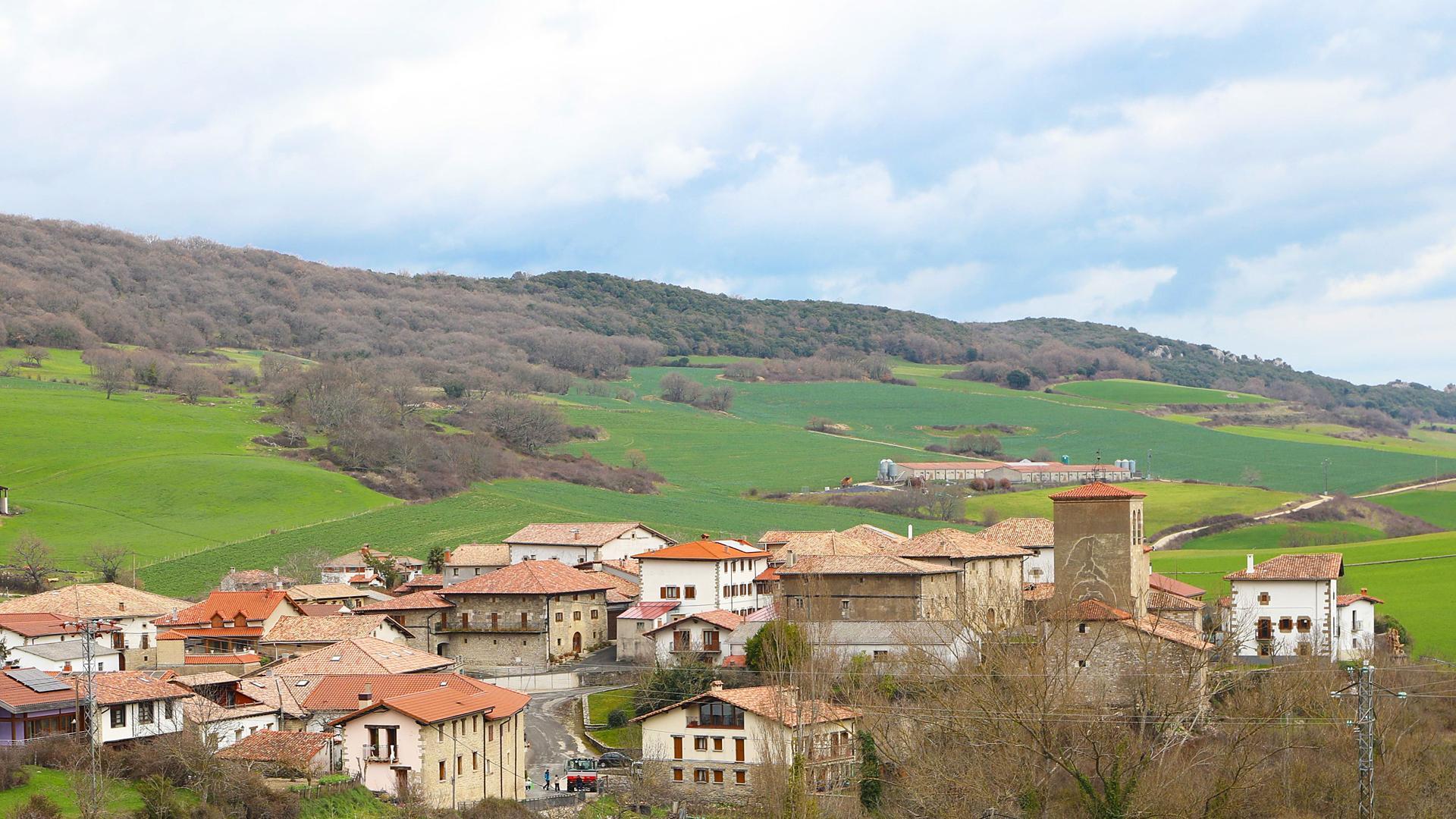 Vista de Ollo desde Senosiain