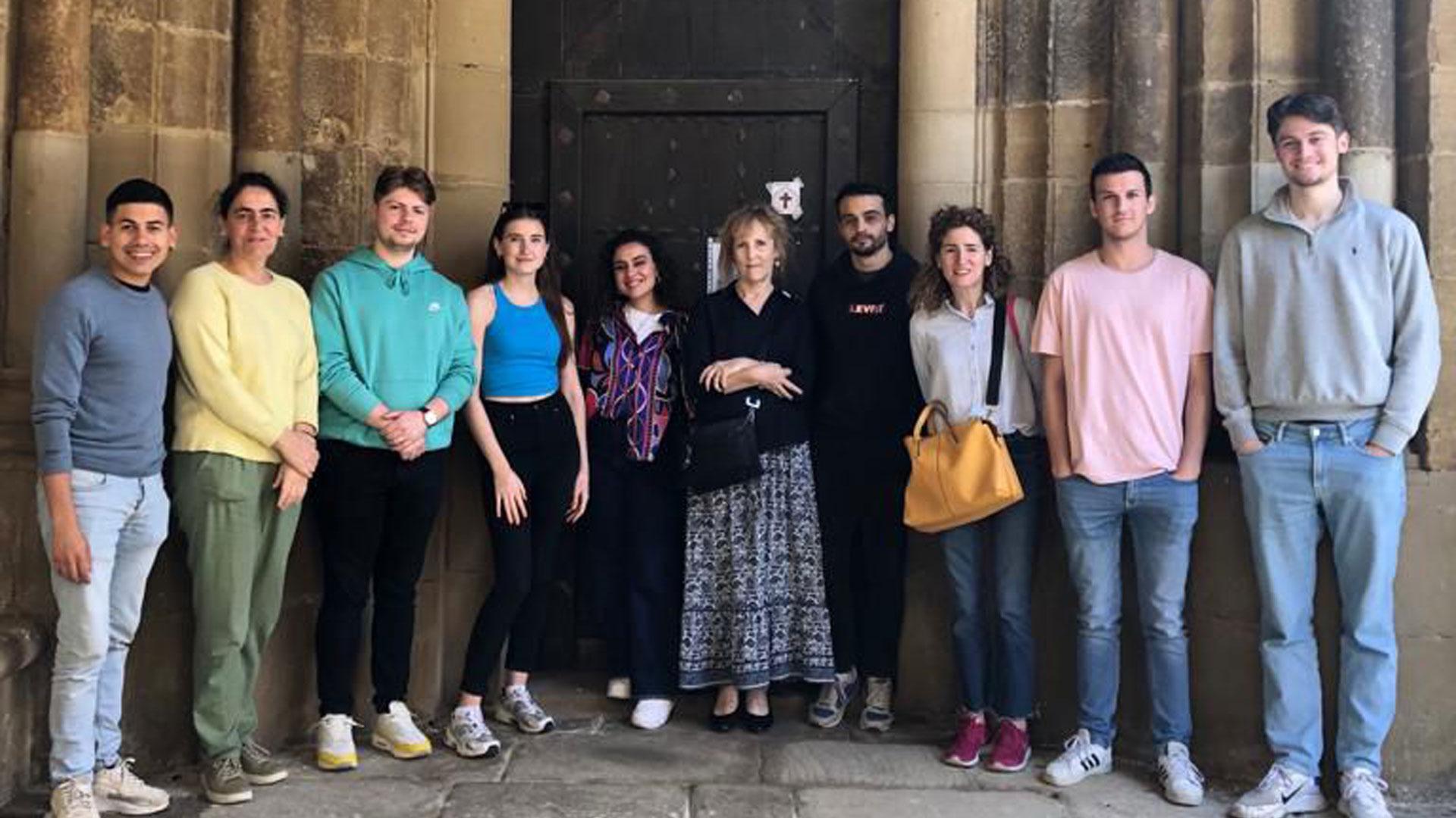 Estudiantes que participan en el proyecto KiNESIS, coordinado por la Universidad de Navarra y el Observatorio de la Realidad Social de Navarra