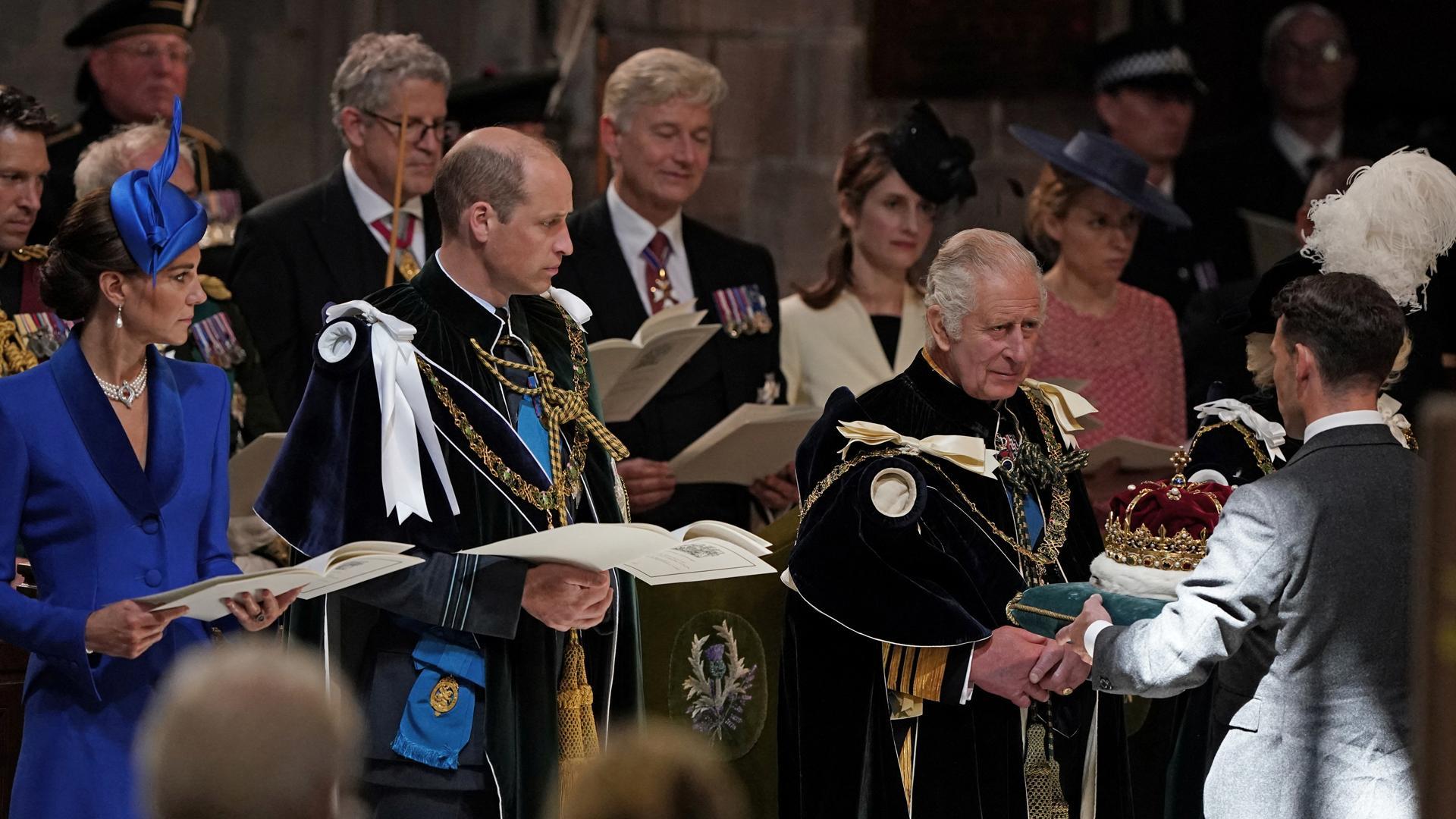 La catedral de Edimburgo ha acogido la ceremonia de la coronación de Carlos III en Escocia