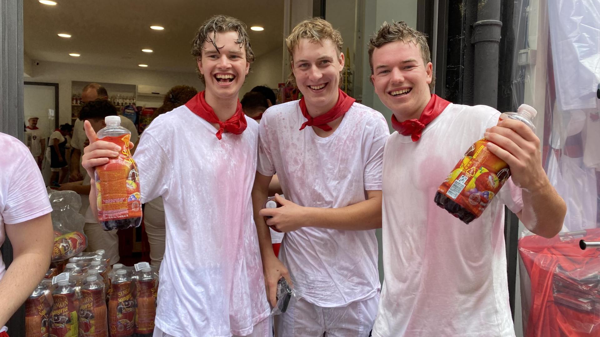 Los australianos Sam Jones, Cameron Wales y James Russell