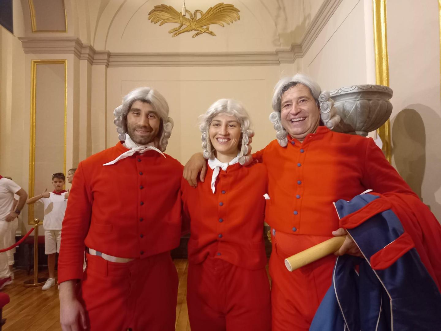 Miren Goñi, con Manuel y Pope Goñi