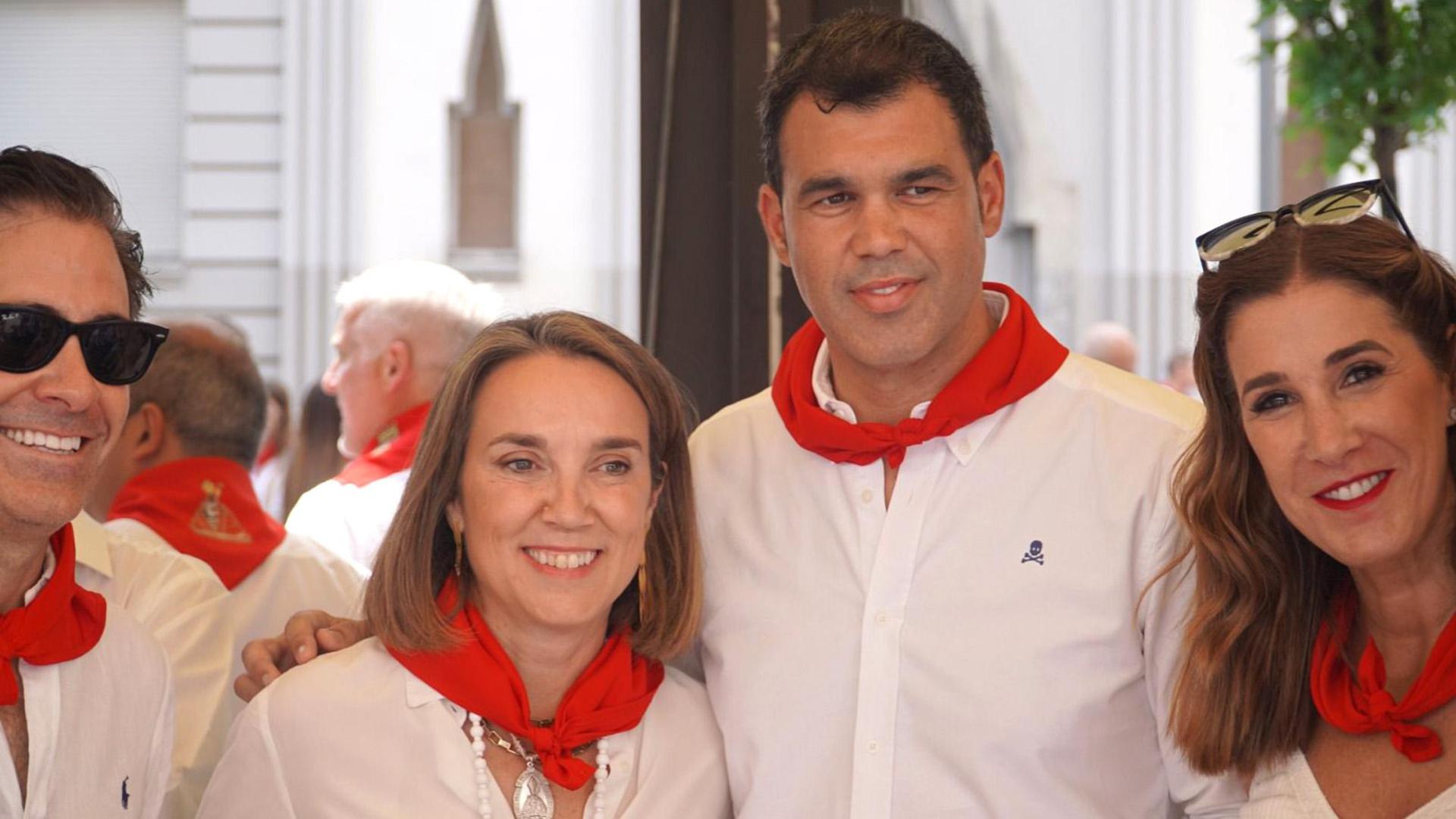 Cuca Gamarra, junto a Javier García, en Pamplona