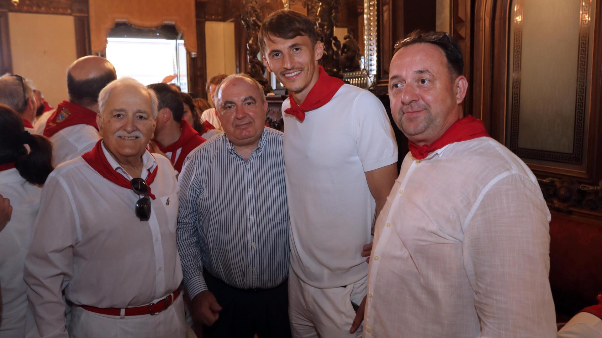 A: EDUARDO BUXENS
F: 09 JULIO 2023
L: PAMPLONA , NUEVO CASINO
T: BAILE DE LA ALPARGATA , NUEVO CASINO