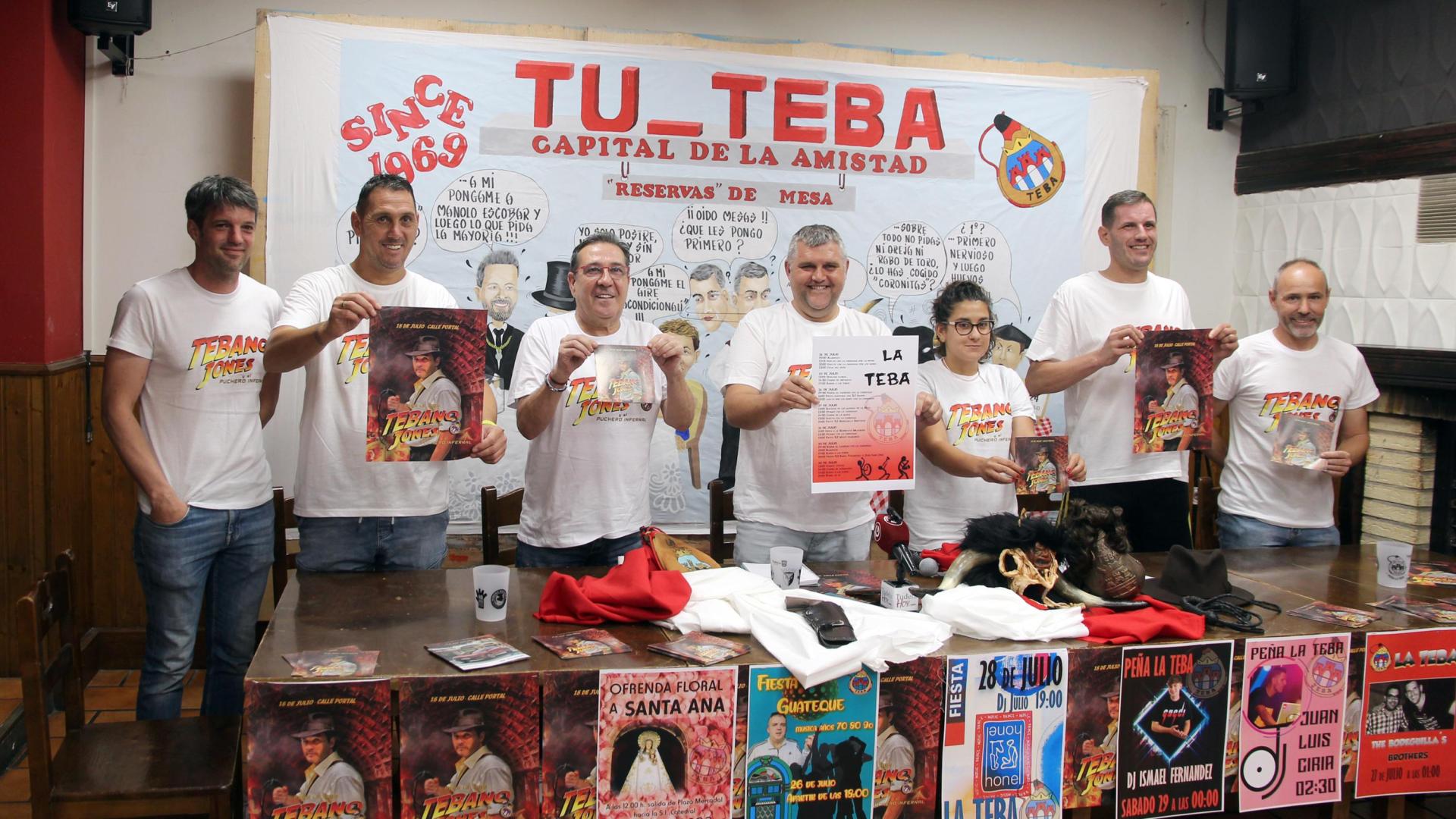 De izquierda a derecha: Adrián Giménez Lahuerta, Sergio Sangüesa Romano, Jesús Manuel García Castellano ‘Fitín’, Patxi Sangüesa Romano, Amaya Lafuente Lete, Juan Luis Ciria Echeverría, y Luis Arribas Manrique