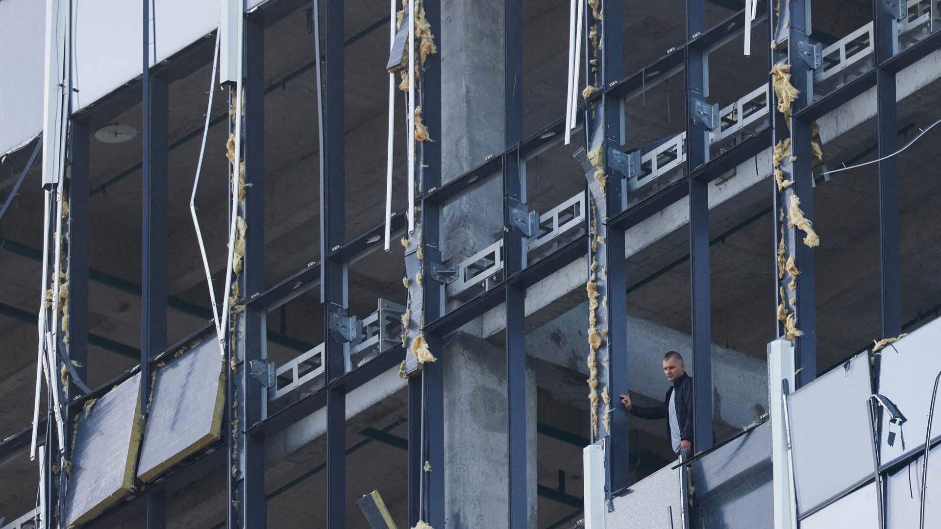 Drones ucranianos han alcanzado esta madrugada dos edificios no residenciales en Moscú