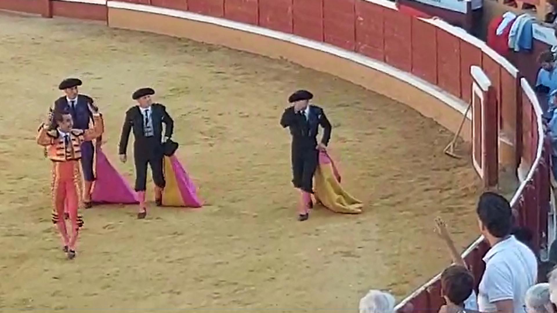 'El Fandi' corta las dos orejas al primero de la tarde en la corrida del 29 de julio en Tudela