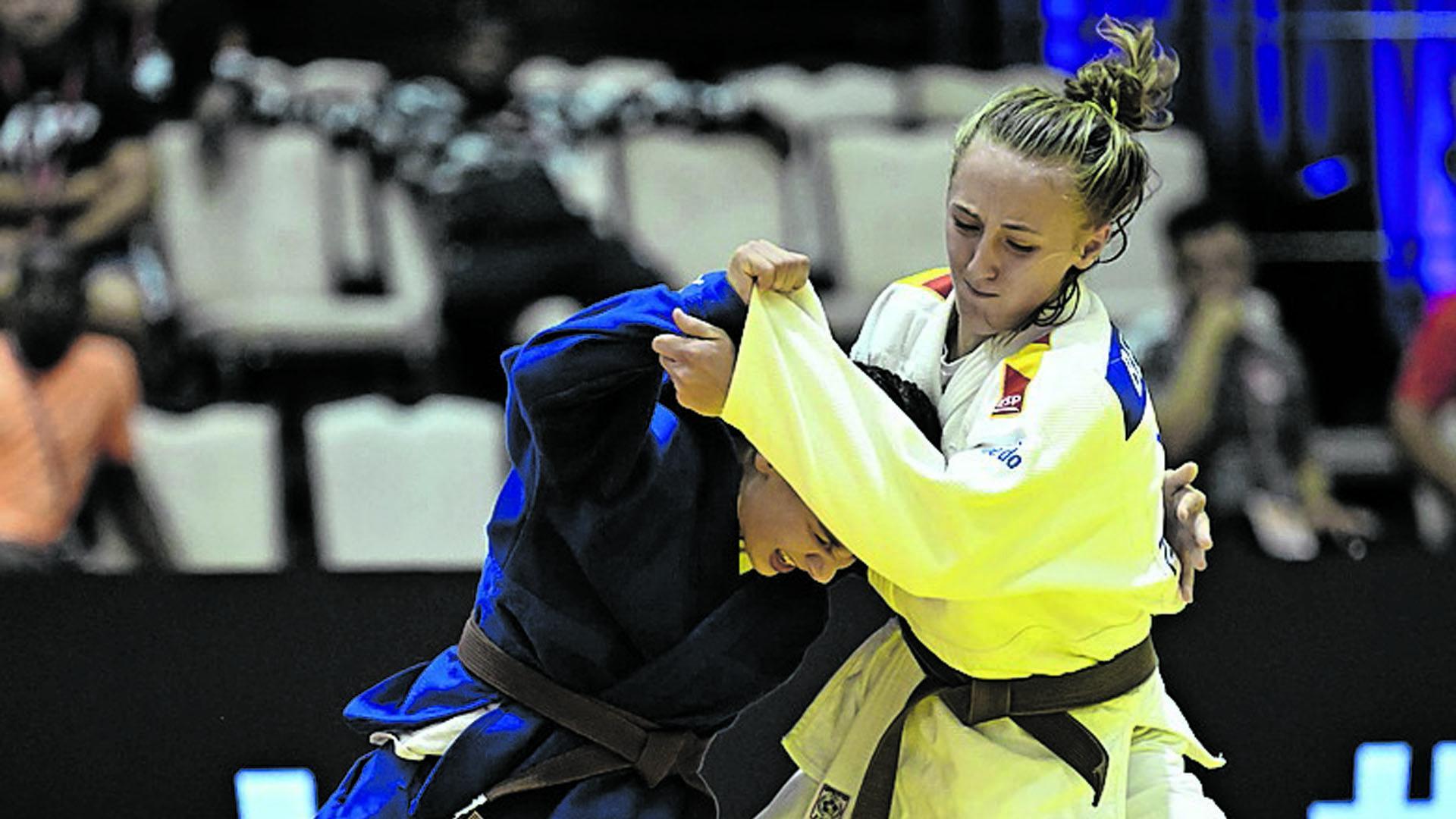 Marta Beorlegui (blanco), en el Mundial de 2022