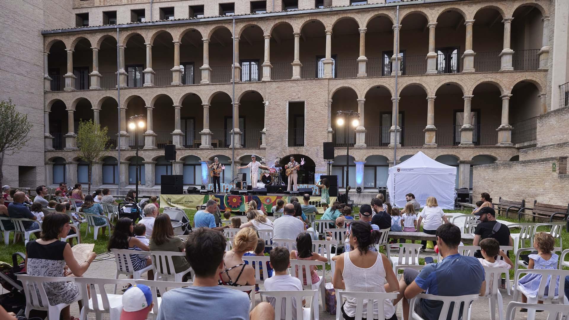 El Palacio de Ezpeleta alberga en agosto actividades dirigidas a toda la familia