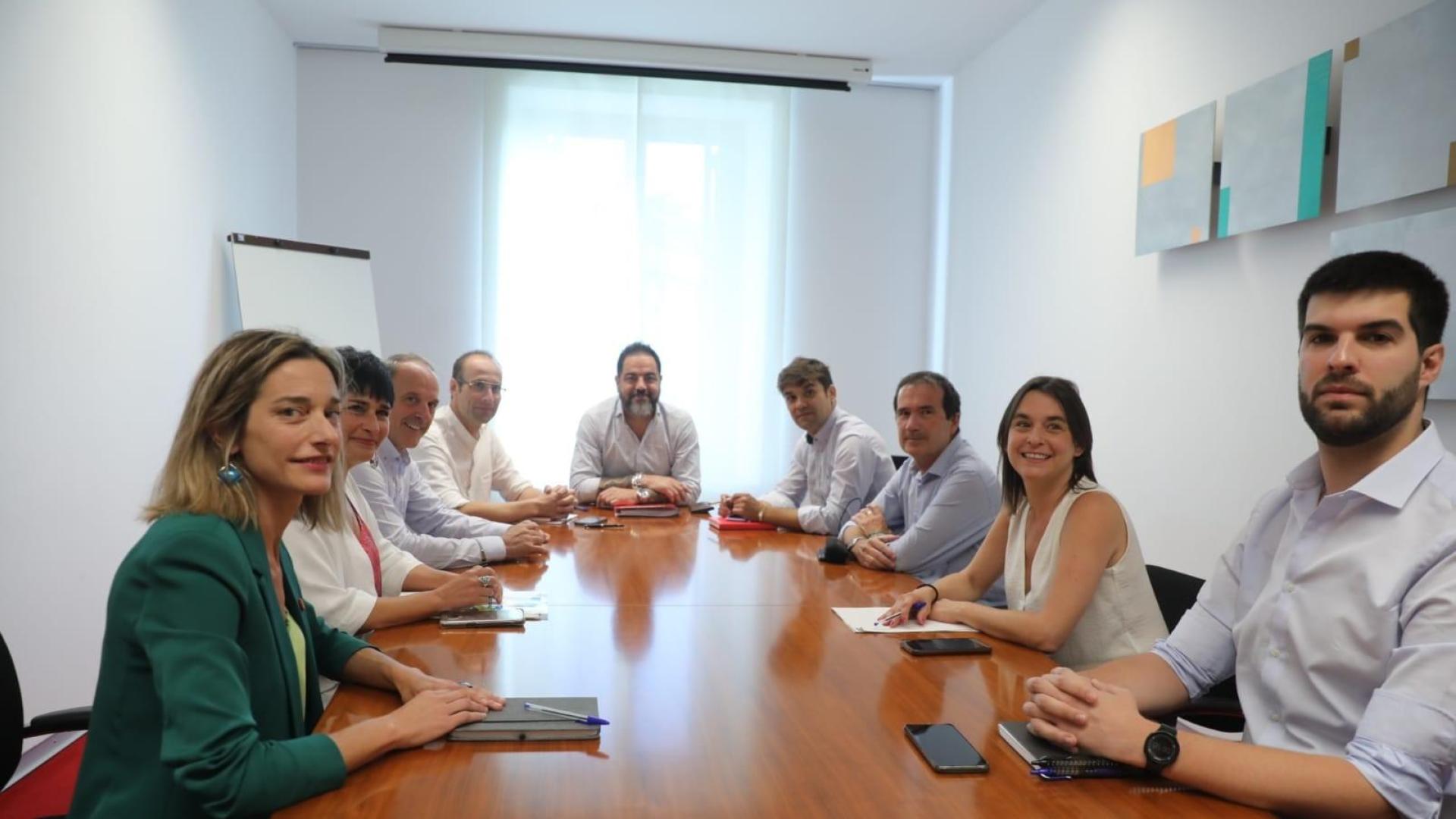 Reunión, este miércoles, de PSN, Geroa Bai y Contigo Navarra con EH Bildu