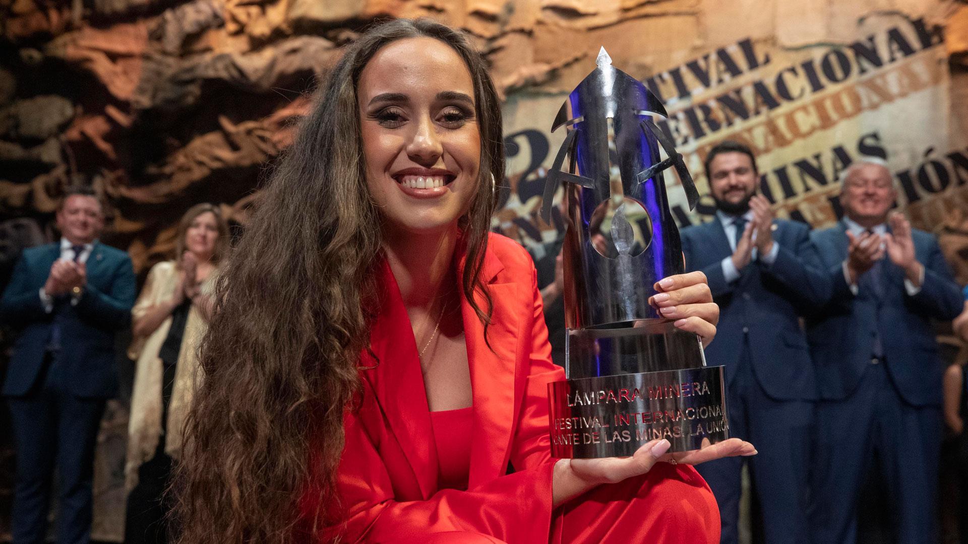 La cantaora cordobesa Rocío Crespillo Luna gana la "Lámpara Minera" del Festival Internacional del Cante de las Minas de La Unión