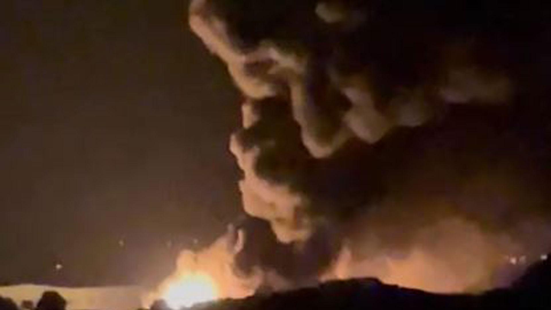 Incendio en el vertedero de El Culebrete de Tudela