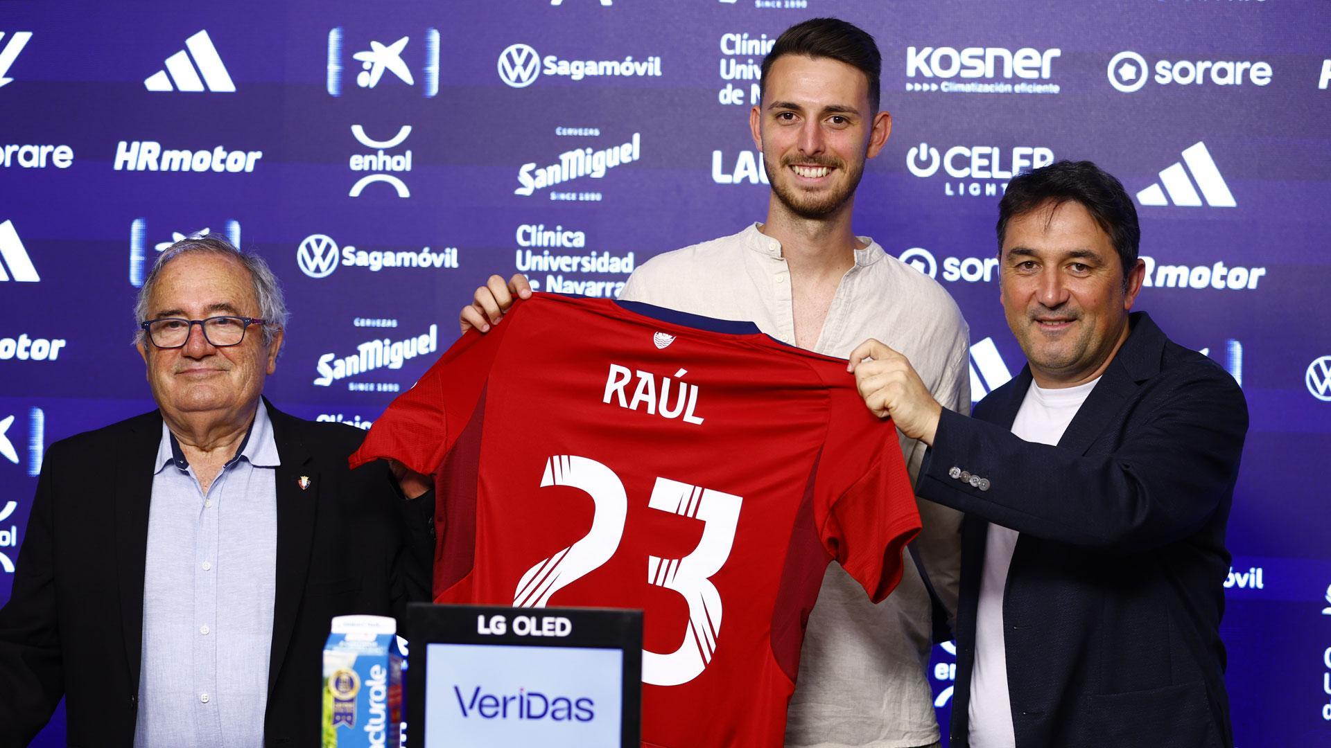 Raúl García de Haro durante su presentación