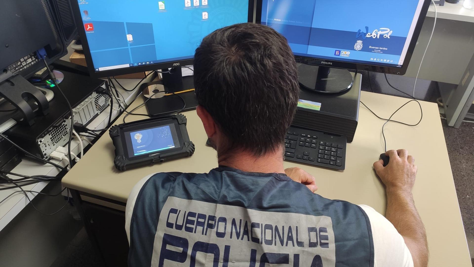 La Policía Nacional en Palma detiene a una mujer por acoso a otra