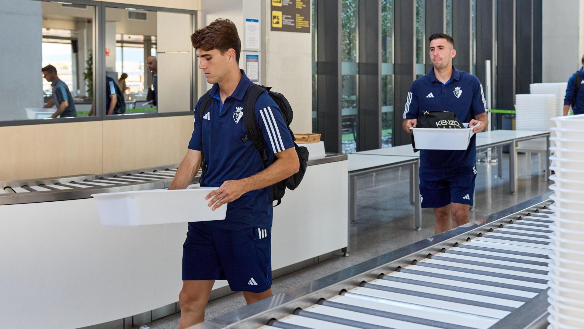Javi Martínez, en el desplazamiento a Vigo de la primera jornada