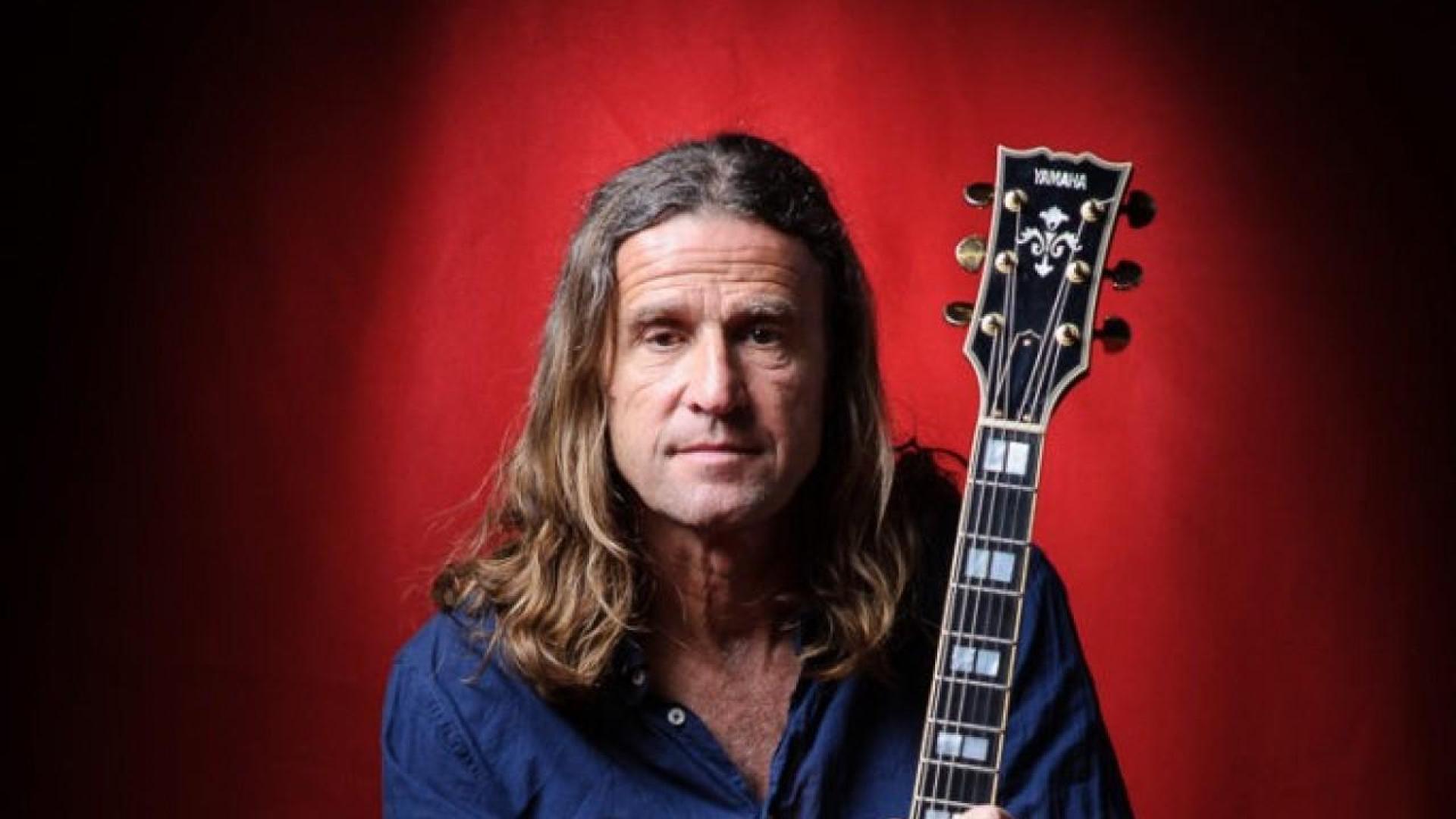 Jean Marie Ecay Trío participa hoy en el festival de jazz Zubipean de Puente la Reina.