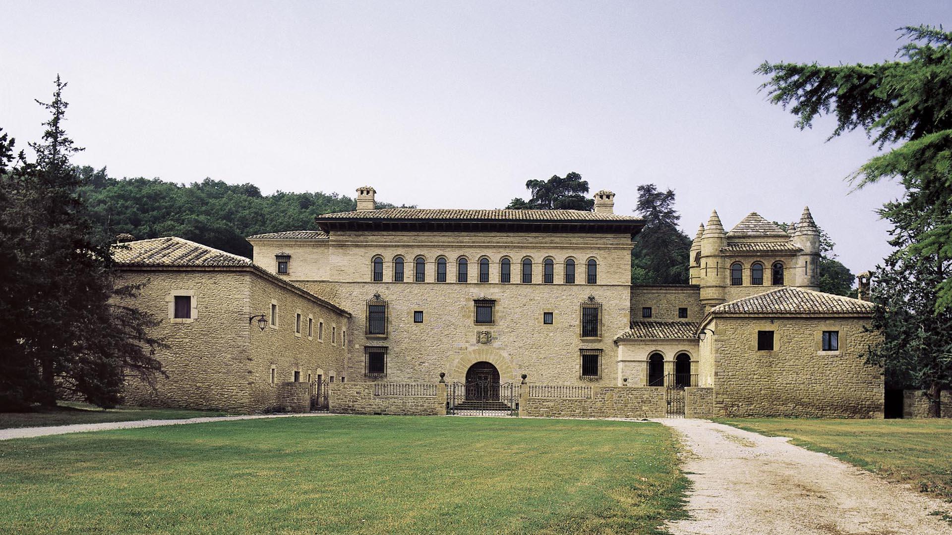 El palacio de Otazu fue restaurado en 1990
