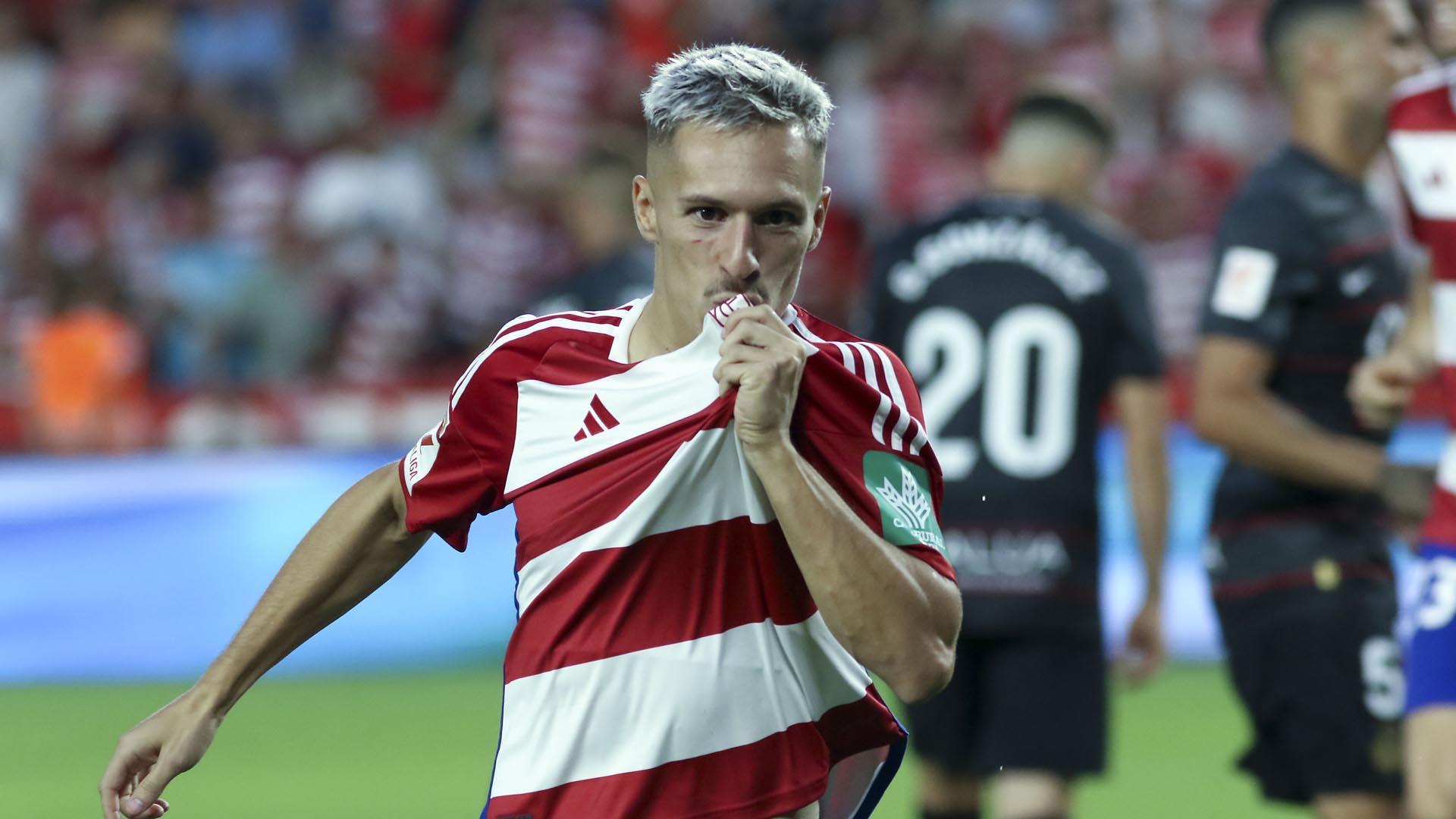 Brian Zaragoza celebra su gol