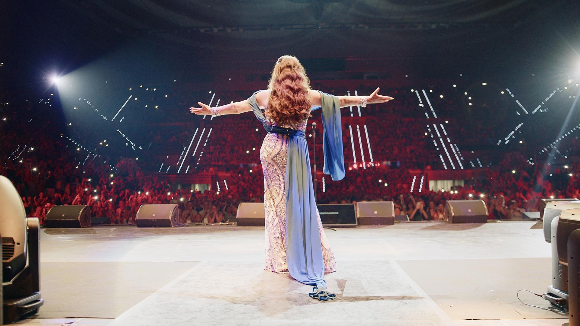 Isabel Pantoja durante el concierto en Las Palmas de Gran Canaria