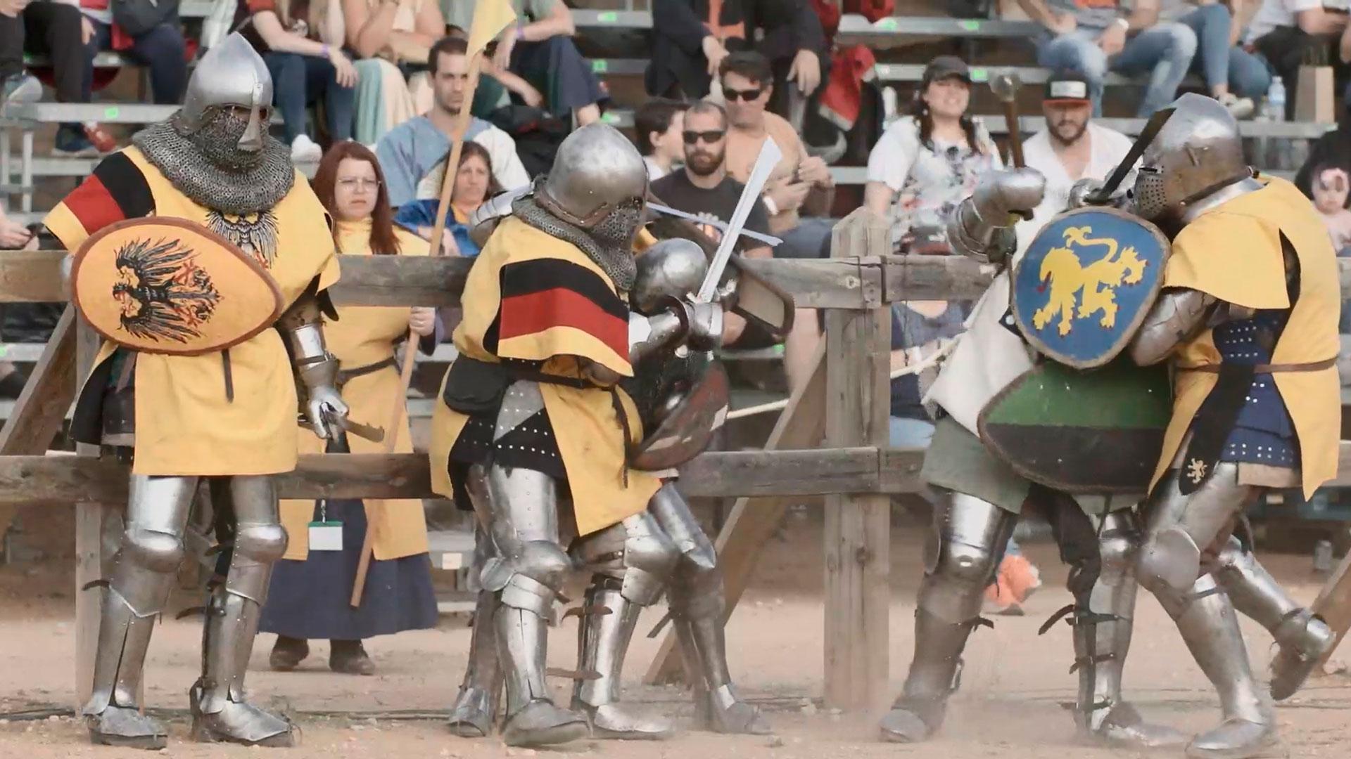 La nueva temporada del programa 'Volando voy' de Cuatro comienza el lunes visitando el Campeonato Mundial de Lucha Medieval de Belmonte