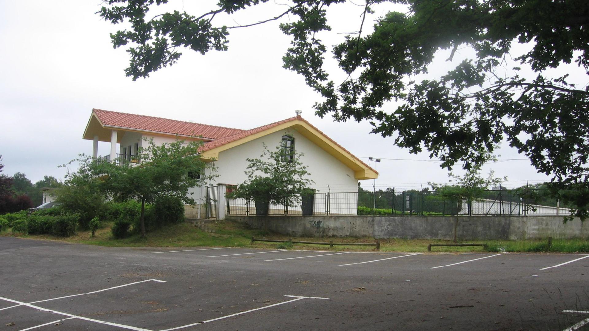 Aspecto parcial del edificio de Dantzaleku.