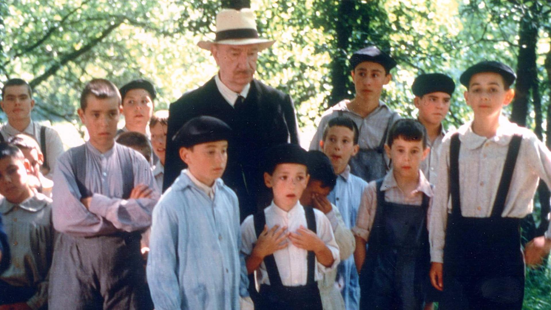 Imagen de la película 'La lengua de las mariposas'.
