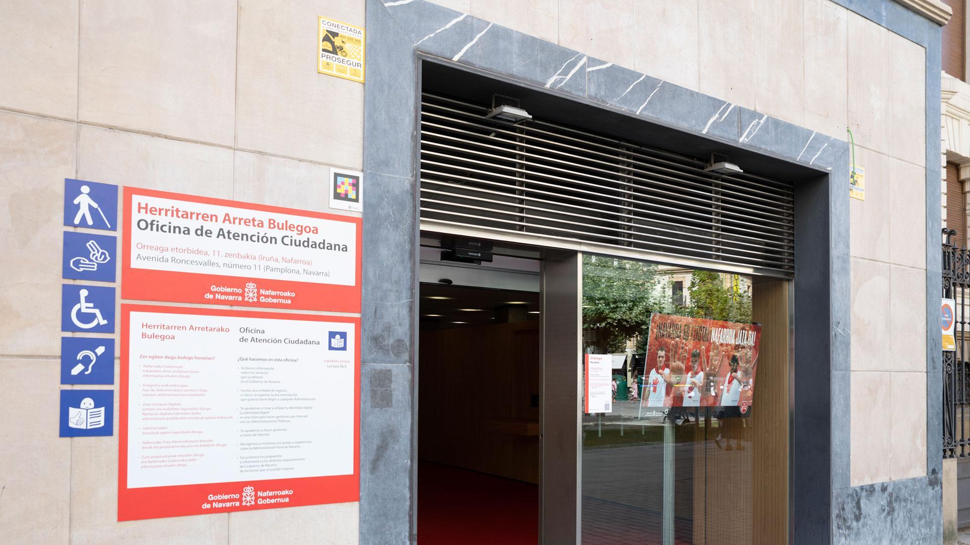 Situado en frente de Zara, desde abril este local de 278 metros es la nueva oficina de atención ciudadana (OAC) del Gobierno de Navarra