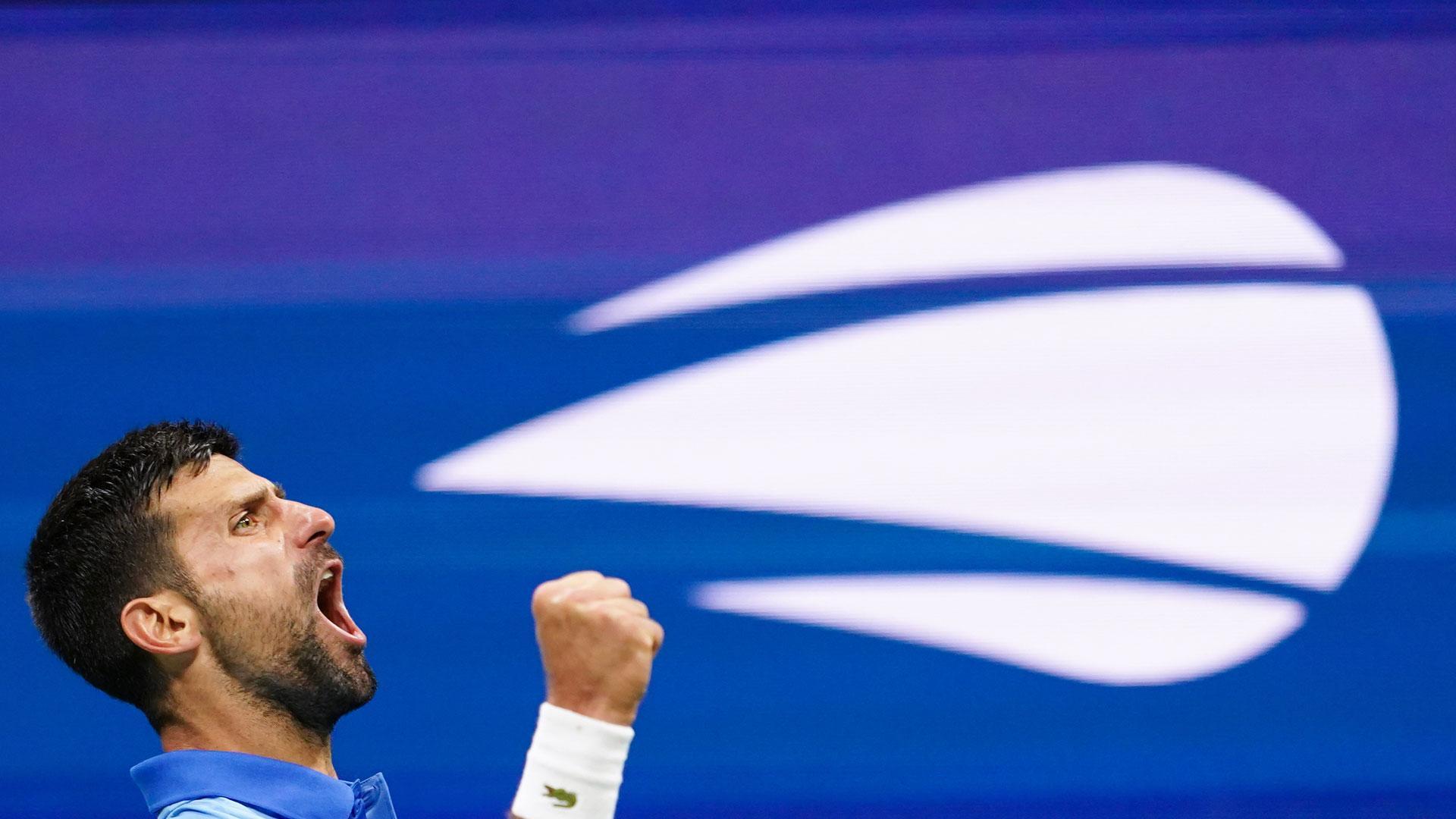 Djokovic remonta dos sets y se salva de forma milagrosa ante su compatriota Djere