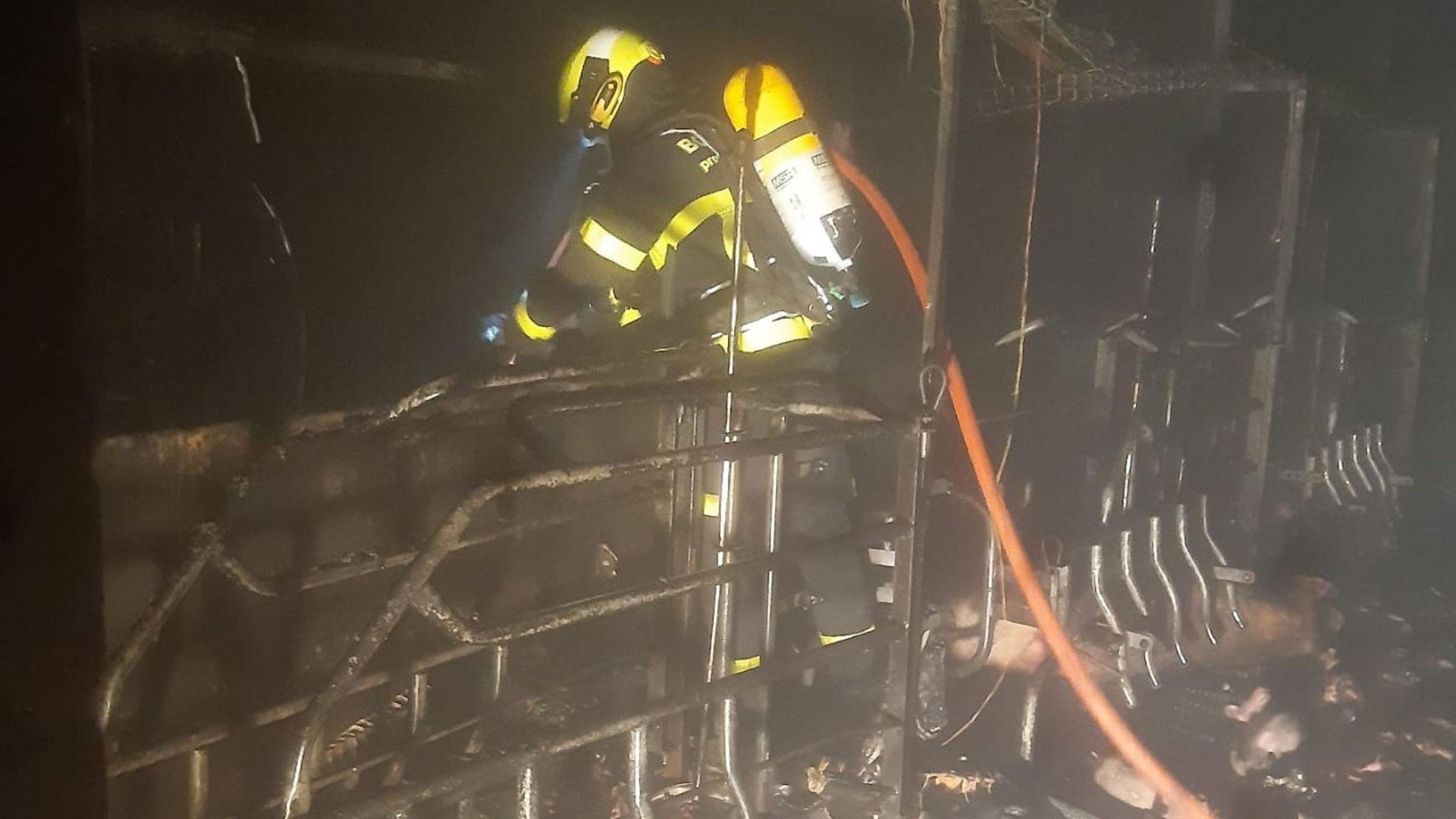 Incendio en una granja de Chiclana de la Frontera