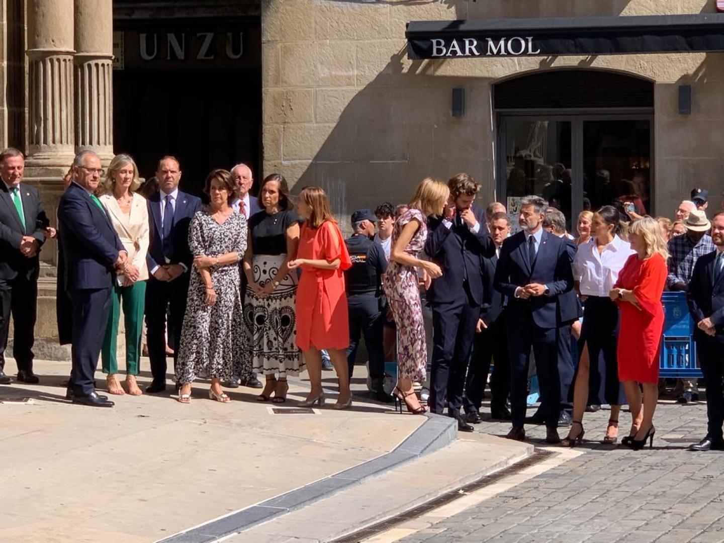 La corporación espera la salida de los Reyes del Ayuntamiento de Pamplona