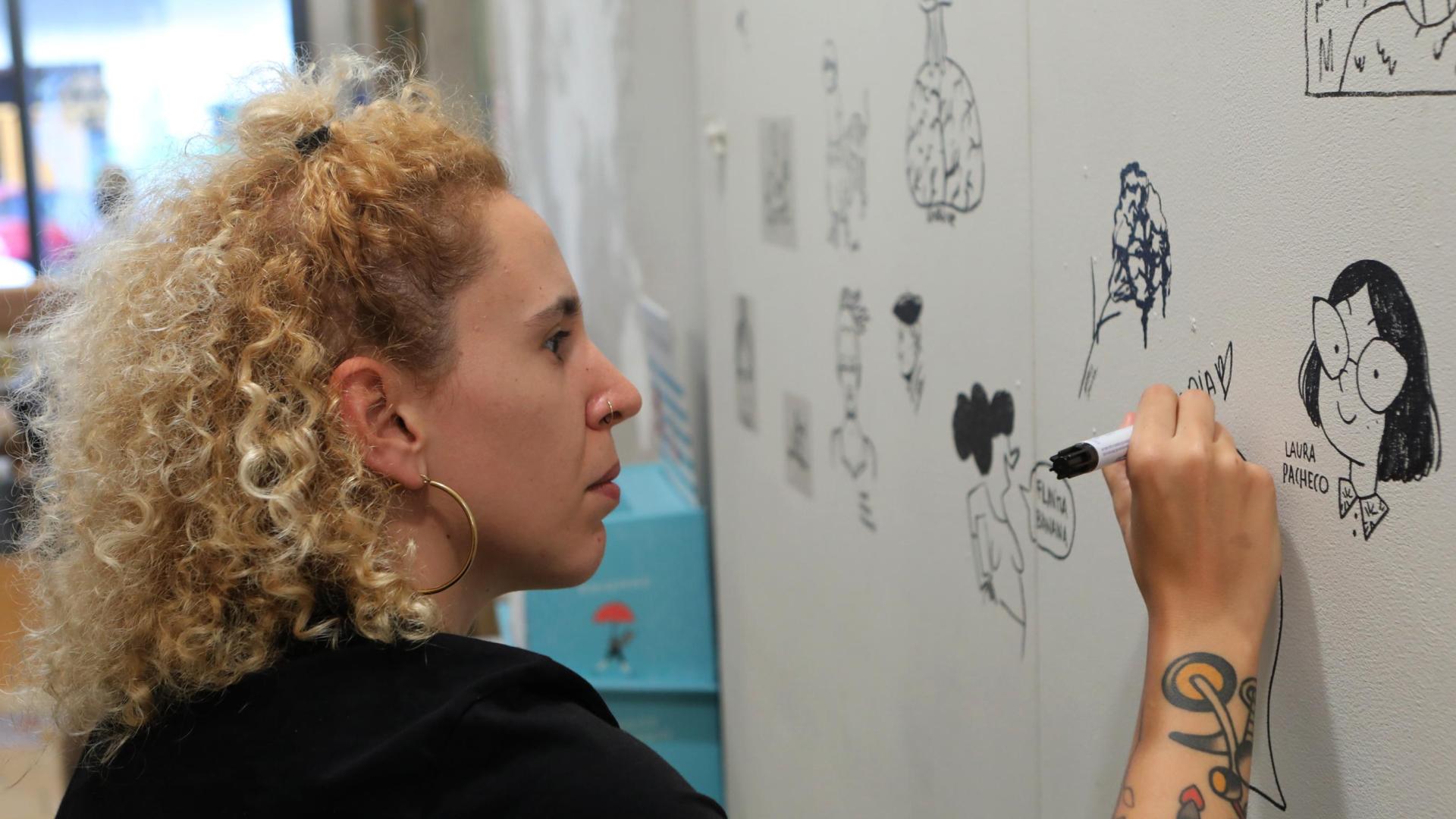 Nadia Hafid, en la librería Chundarata de Pamplona