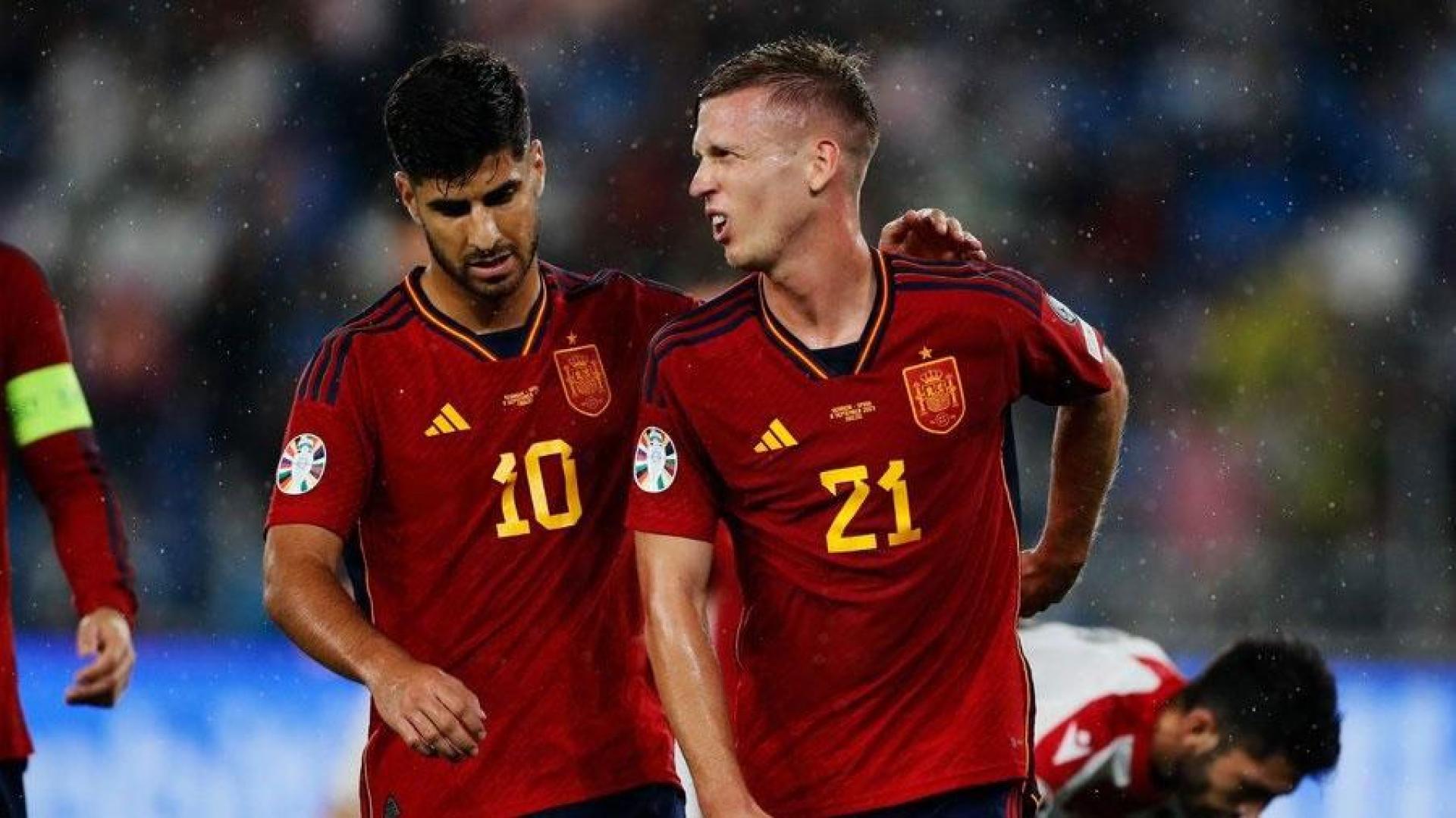 Marco Asensio y Dani Olmo, durante el partido de este viernes