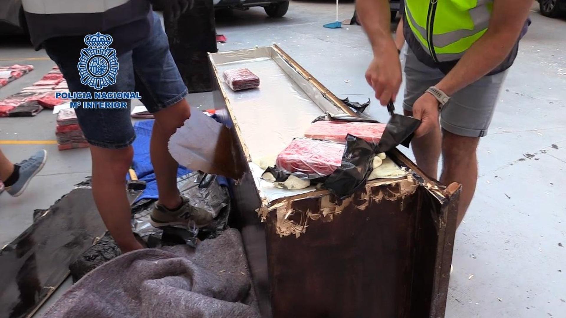 Desmantelada una banda que camuflaba cocaína en muebles simulando mudanzas desde el extranjero