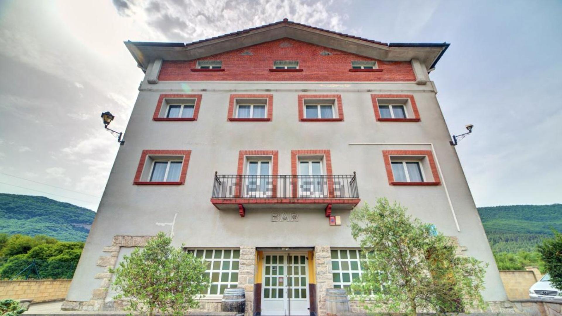 Hotel a la venta en Olazagutía