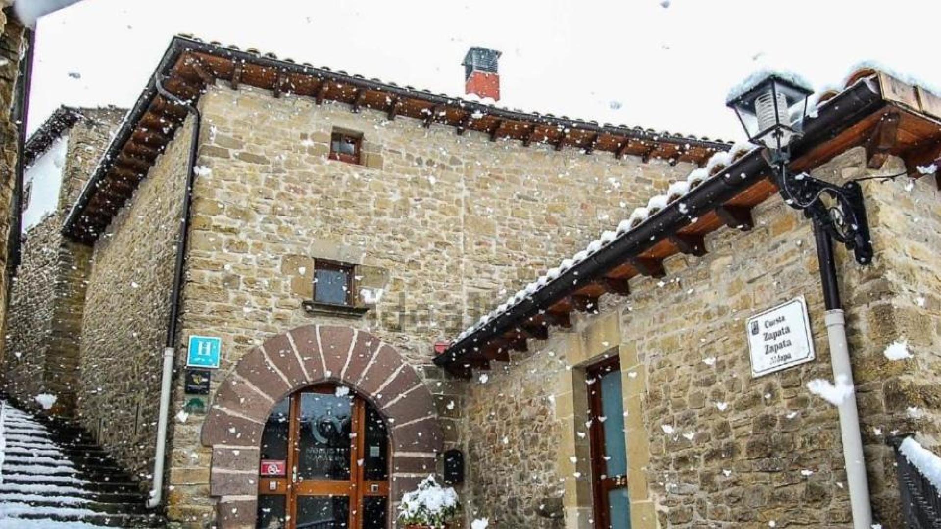 Por jubilación, este hotel está disponible para su venta en Aibar