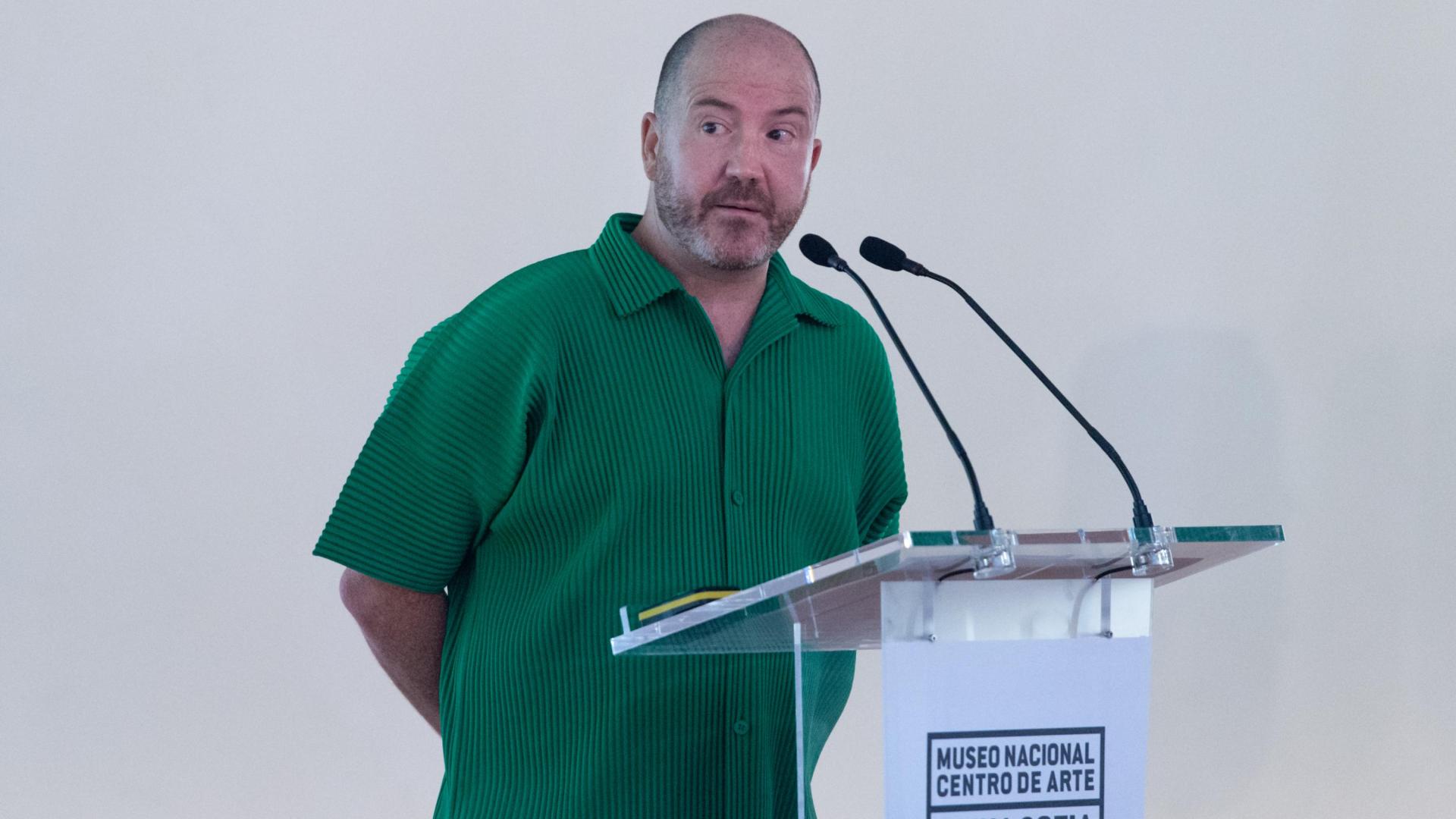 El nuevo director del Museo Reina Sofía, Manuel Segade, interviene durante la presentación del nuevo proyecto que marcará las líneas de trabajo del museo durante los próximos cinco años
