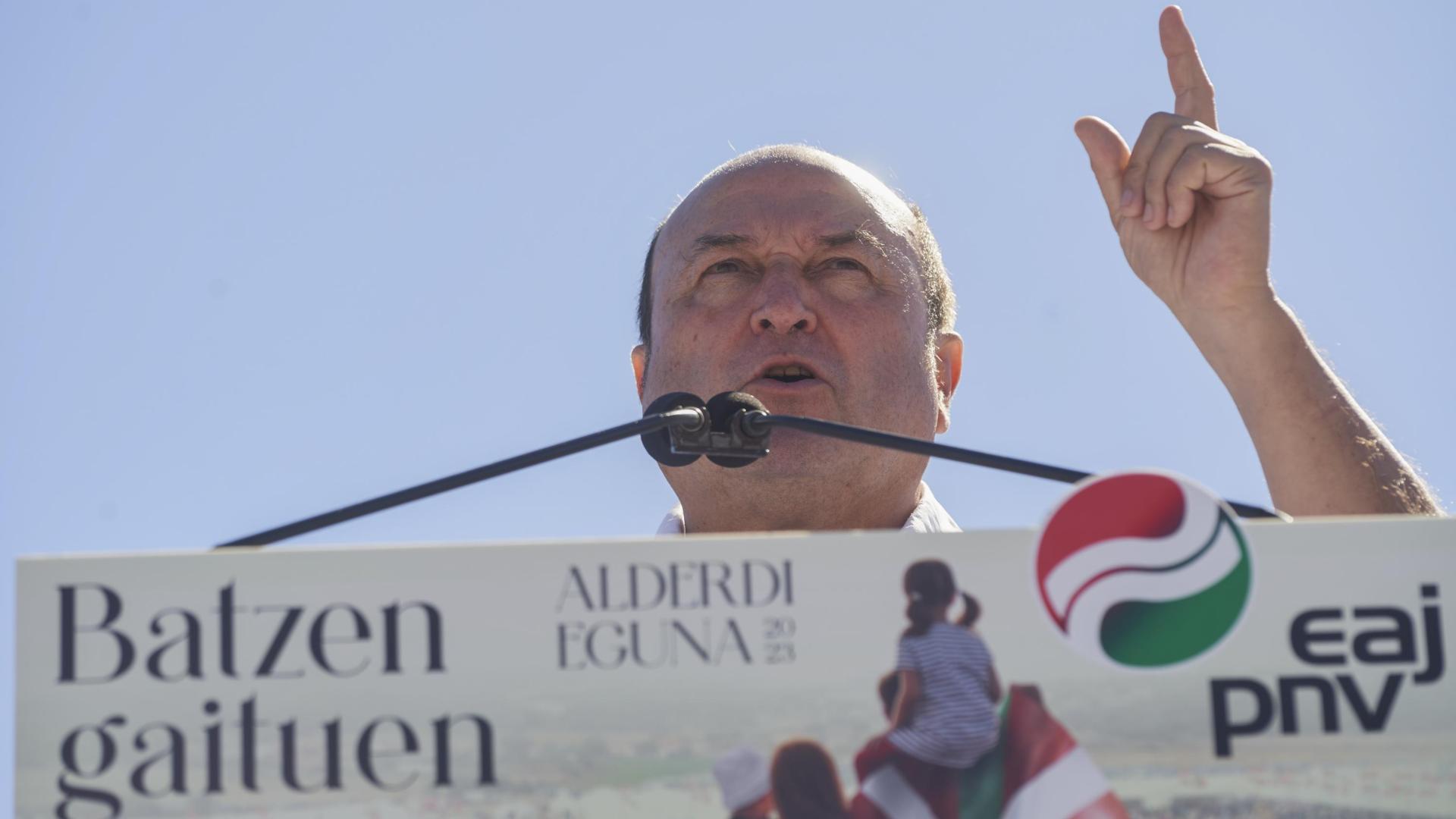 Andoni Ortúzar, en la celebración del Alderdi Eguna en las campas de Foronda