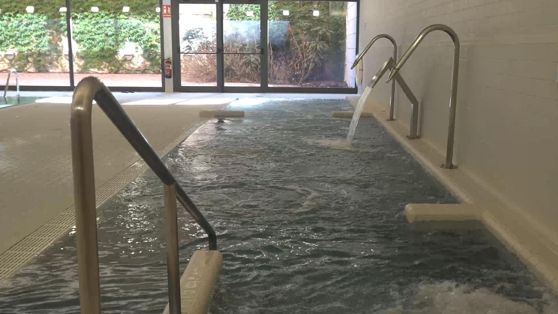 El balneario urbano de Iturrama, situado en el edificio de Civivox de la calle Esquíroz