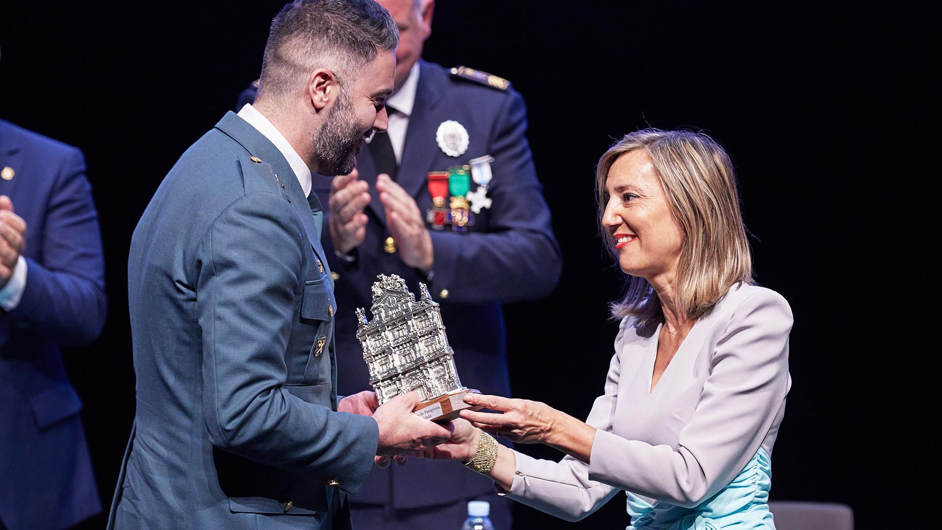 Javier Prado junto a Cristina Ibarrola