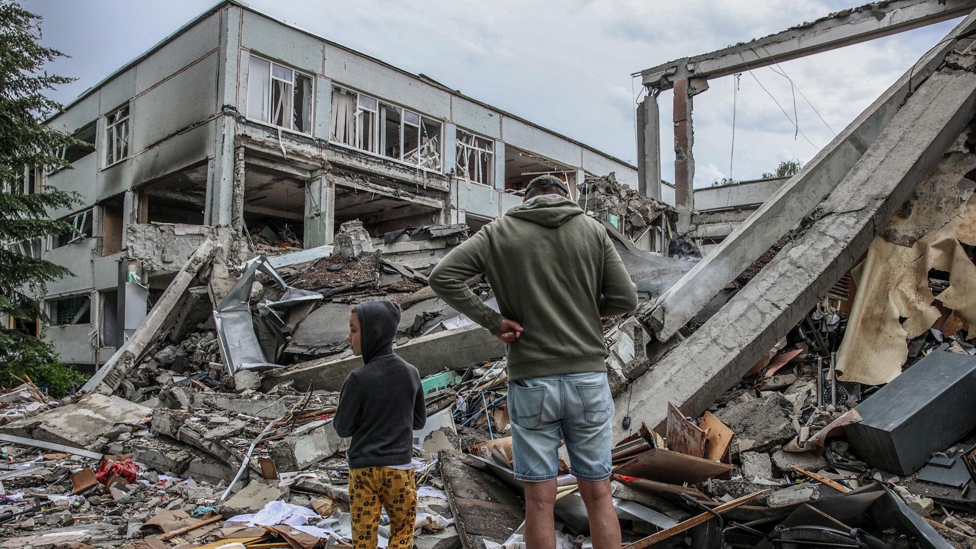 Casi 50 muertos tras un nuevo ataque ruso sobre la ciudad de Kupiansk, en la región ucraniana de Járkov