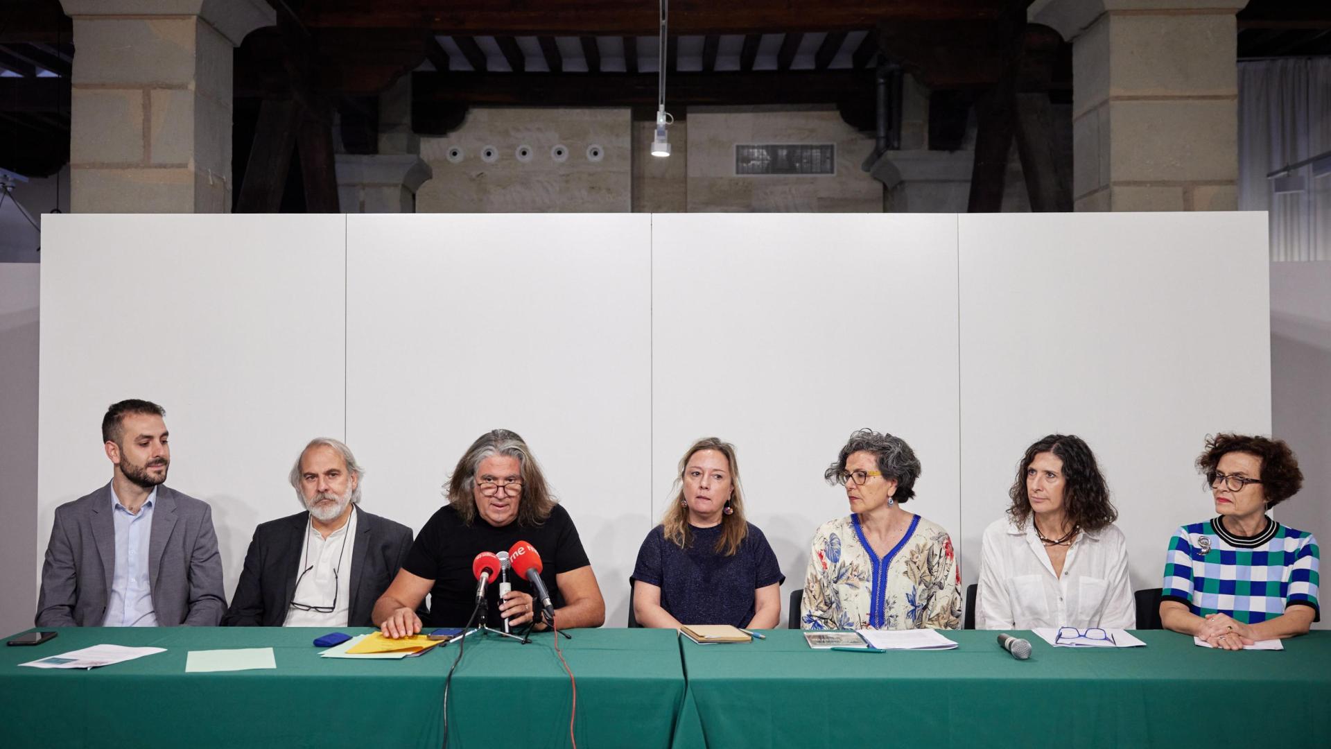 Guillermo Cobo, Carlos Ciriza, Pablo Ramos, Aitziber Urtasun, Eva Ruiz, Teresa Lasheras y Mercedes Jover