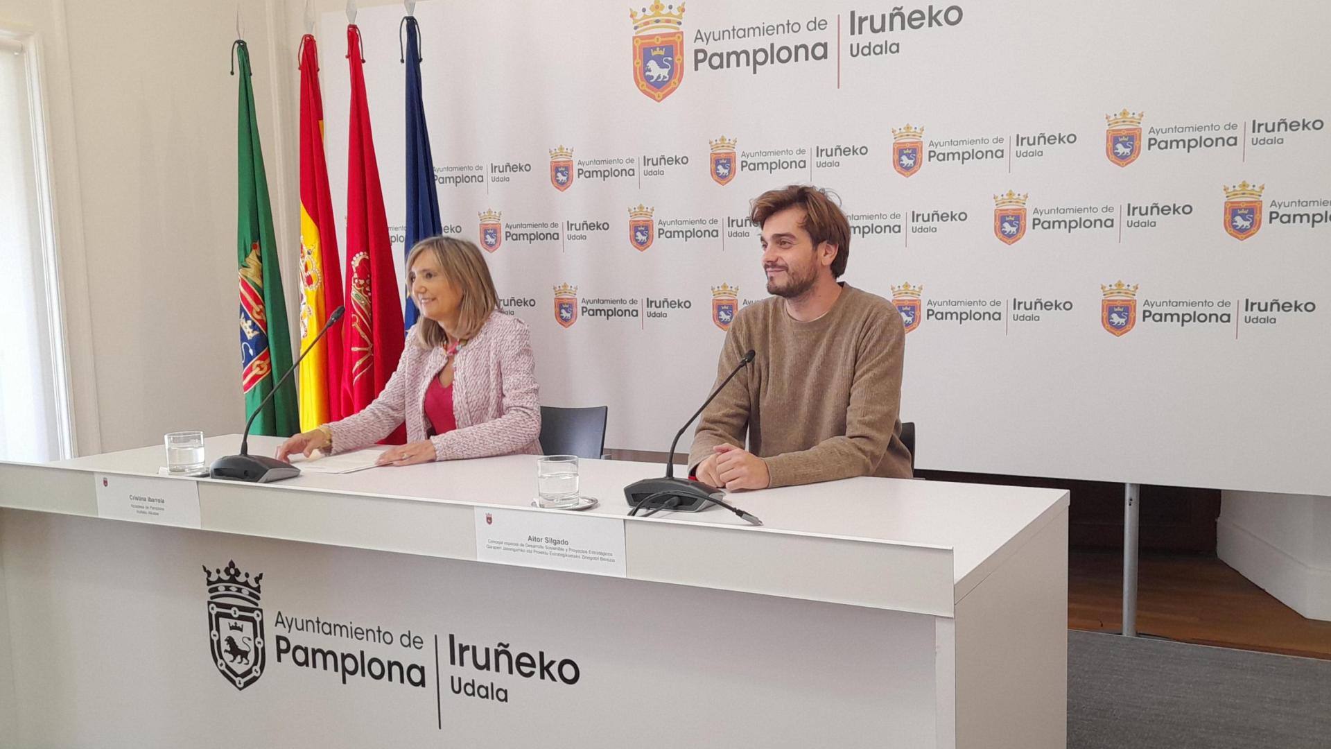 La alcaldesa Cristina Ibarrola y el concejal Aitor Silgado, este miércoles en la rueda de prensa