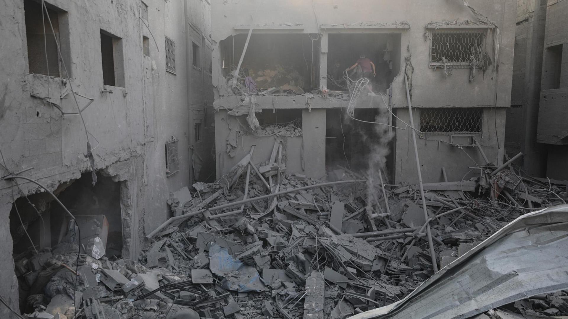 Una vivienda, destruida por un ataque aéreo israelí en Shati, en la Franja de Gaza