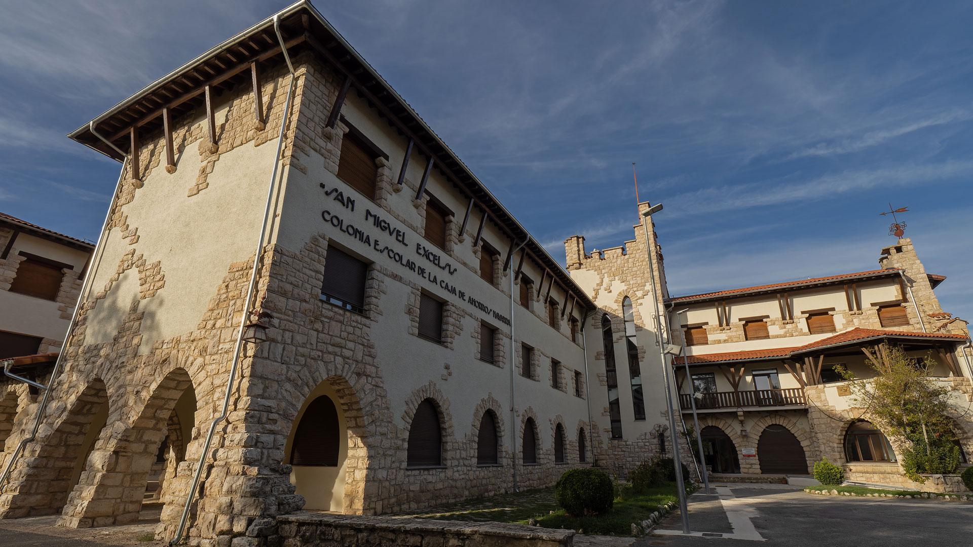 El colegio Las Améscoas en el que se integrará la nueva escuela infantil