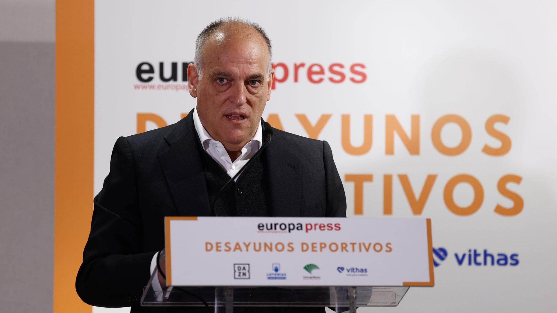 Javier Tebas, presidente de LaLiga, interviene durante el Desayuno Deportivo de Europa Press dedicado a la piratería en el Deporte