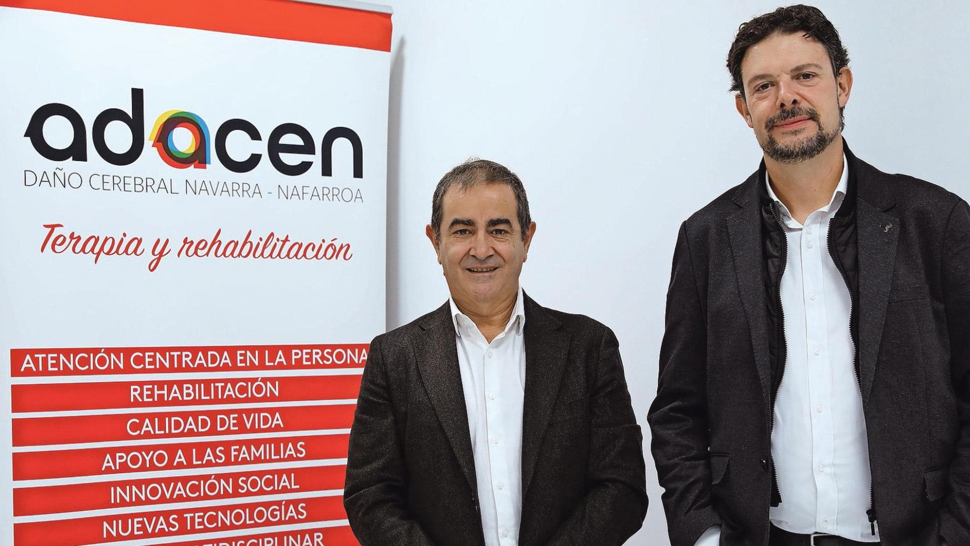 Alberto Mantilla Blanco (presidente del Colegio Oficial de Farmacéuticos) y Andrés Ilundáin Esquíroz (director de Adacen), durante la rueda de prensa