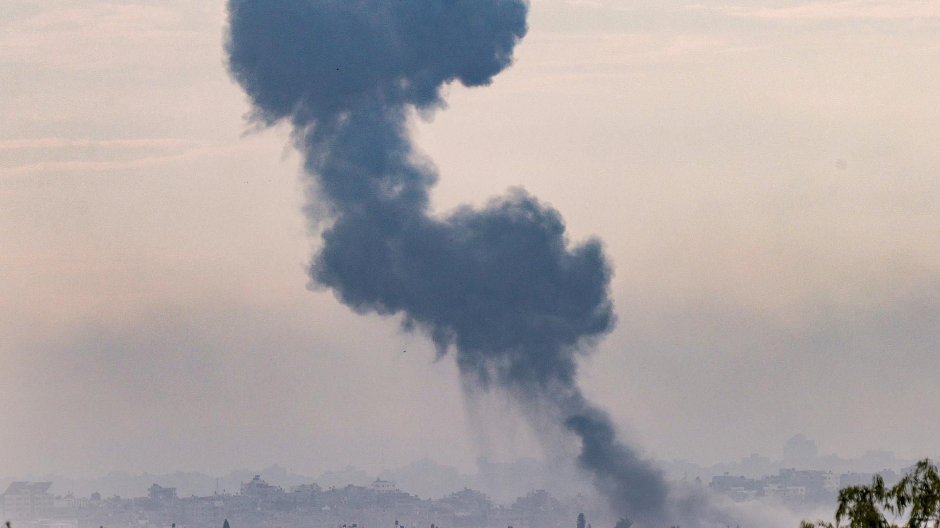 Intensos bombardeos en el norte de Gaza