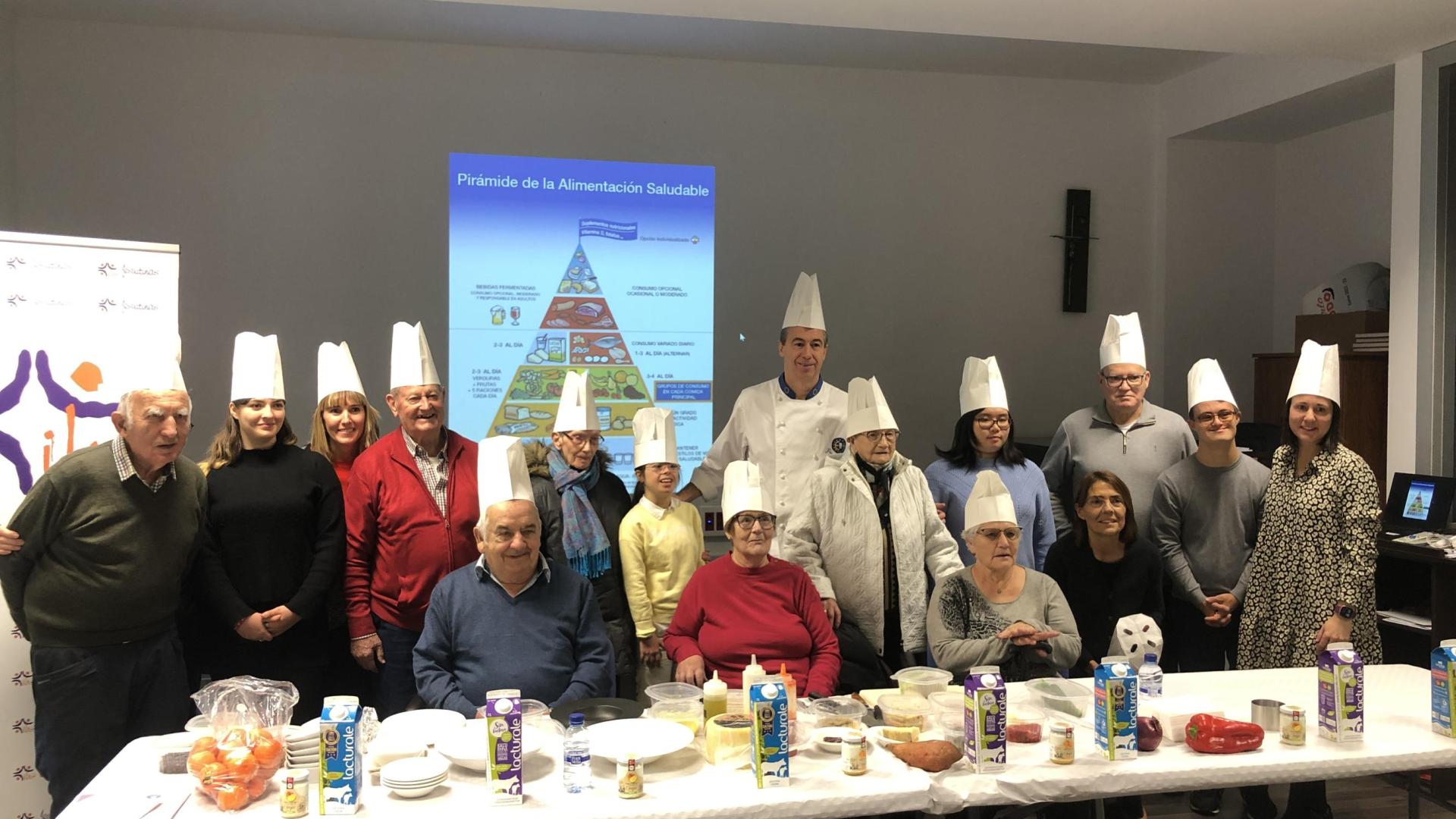 Los asistentes al Día del Gusto en Jesuitinas, con Javier Diaz al frente.