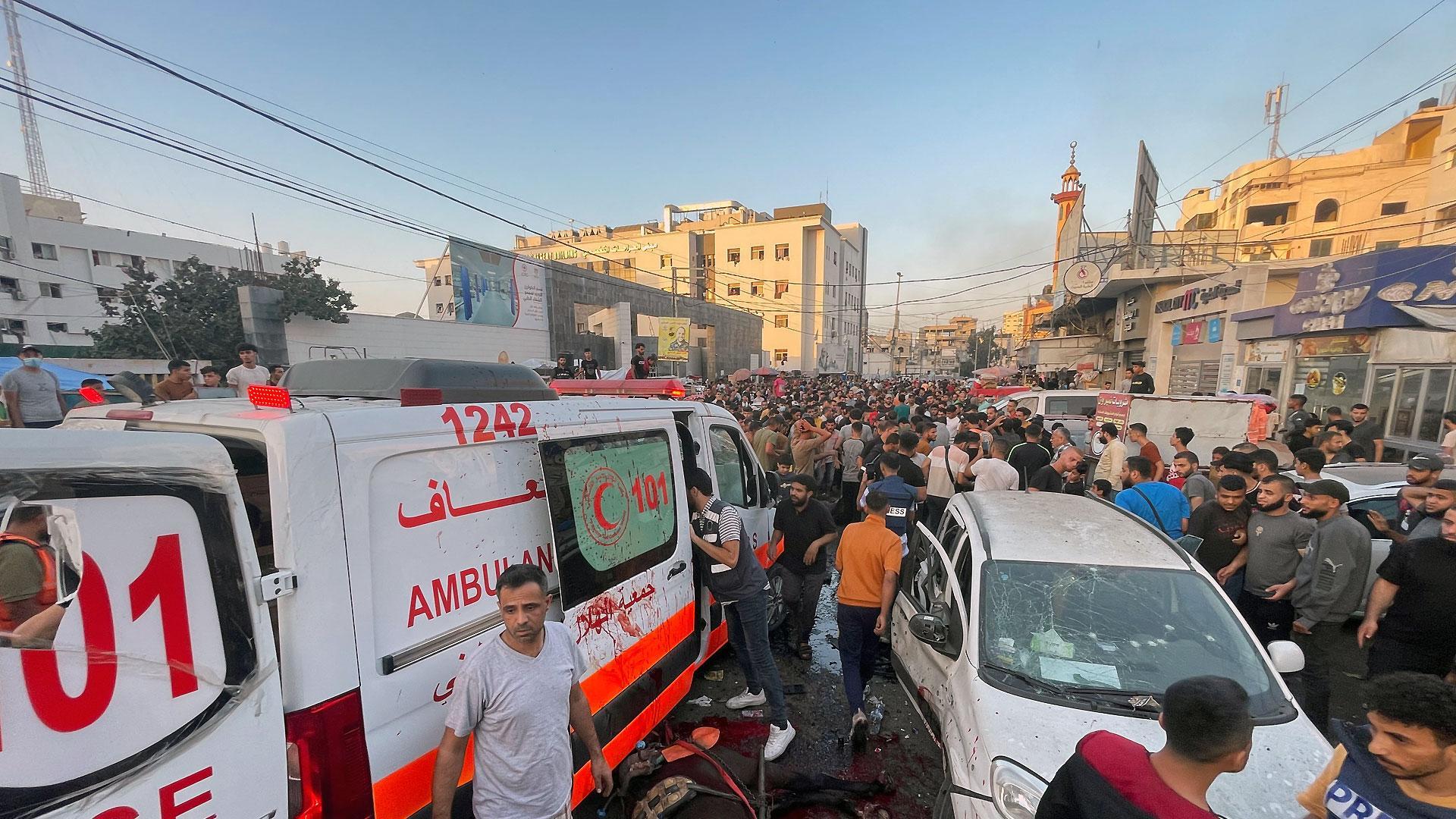Según el Ministerio de Asuntos Exteriores de la Autoridad Palestina, ya son tres los hospitales de la Franja de Gaza atacados por el Ejército israelí